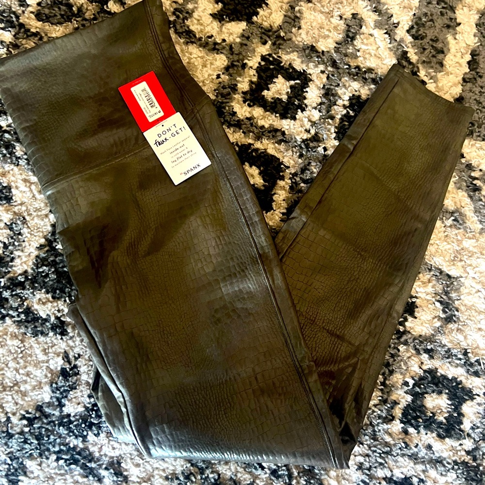 Spanx faux leather croc leggings 1x army green